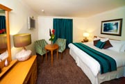 BEST WESTERN Llyndir Hall Hotel